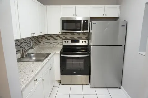 294 Chatham O West Palm Beach FL 33417