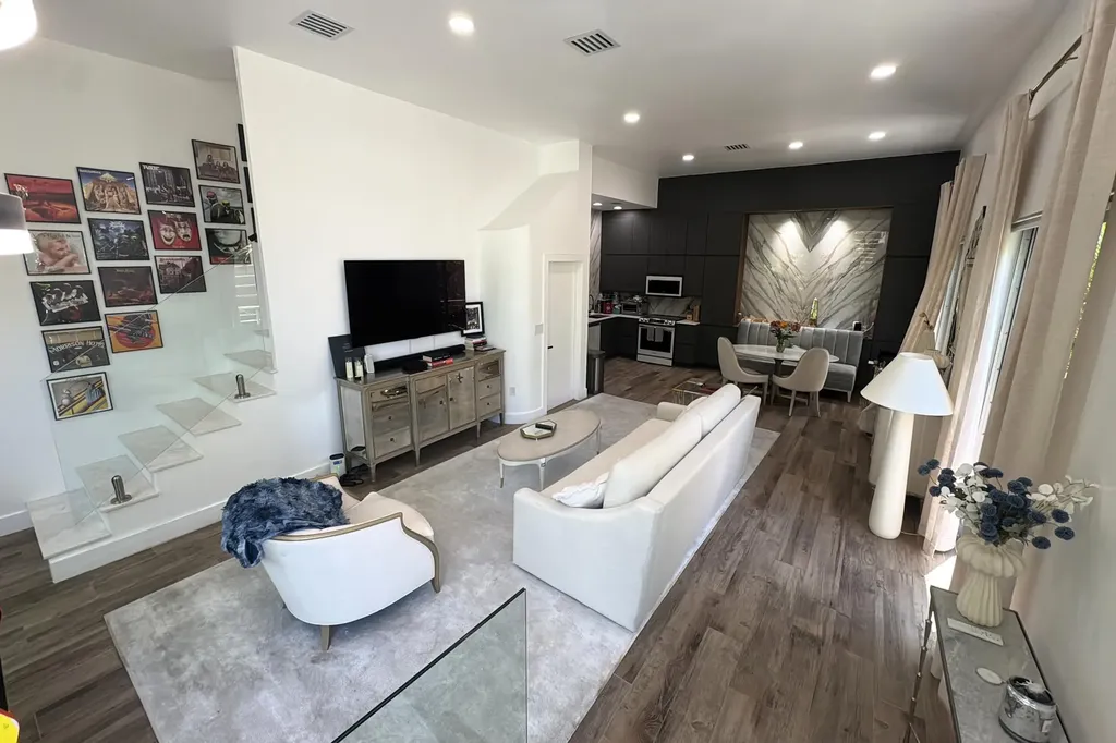 361 Jefferson Avenue Miami Beach FL 33139