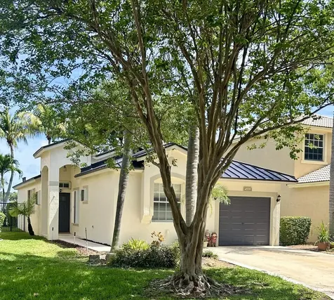 4939 Pelican Street Coconut Creek FL 33073