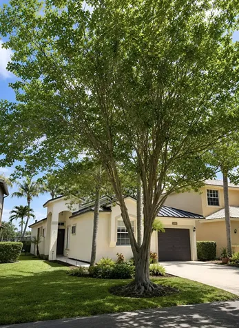 4939 Pelican Street Coconut Creek FL 33073