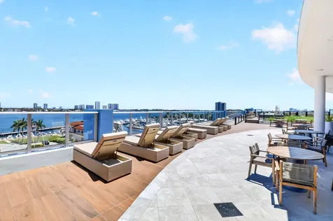 220 Lake Shore Drive West Palm Beach FL 33403