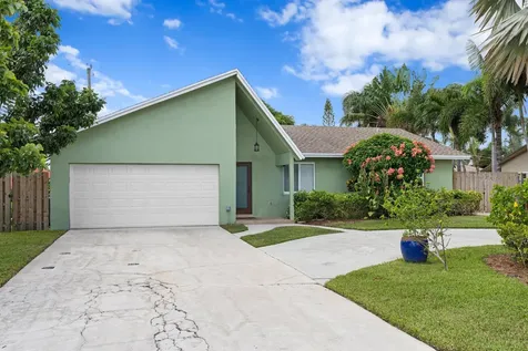2996 Cardinal Drive Delray Beach FL 33444