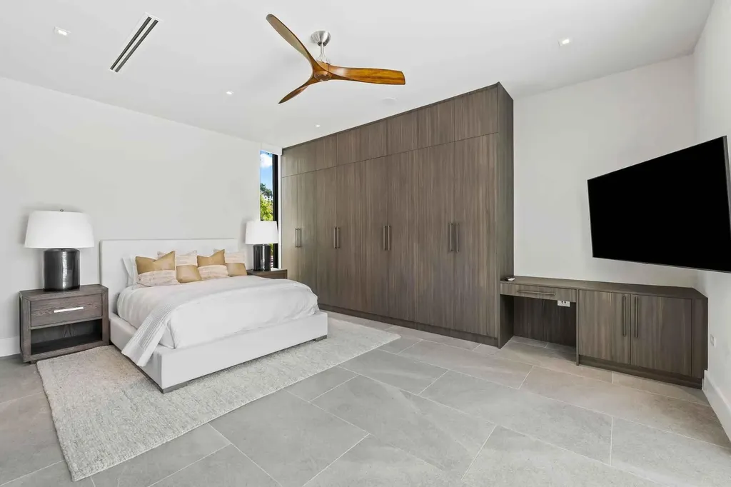 5288 Alton Road Miami Beach FL 33140