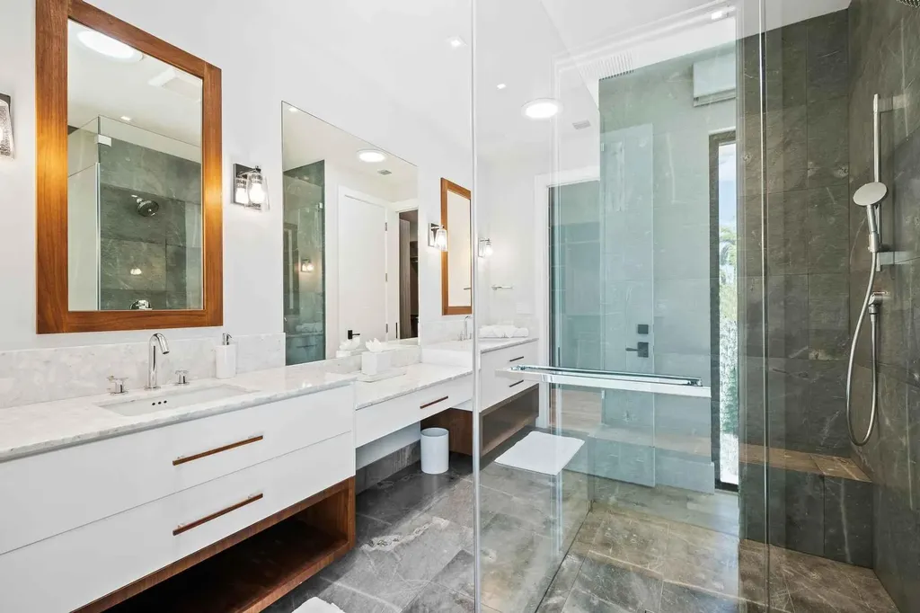 5288 Alton Road Miami Beach FL 33140