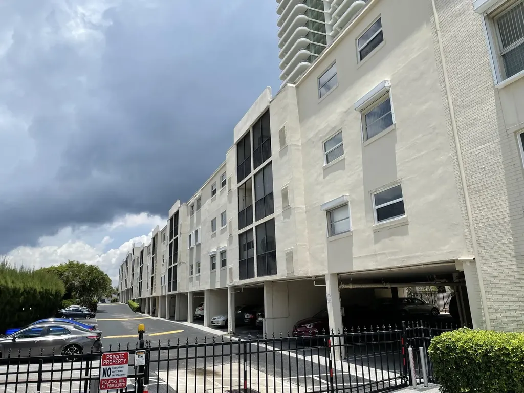1601 S Flagler Drive West Palm Beach FL 33401