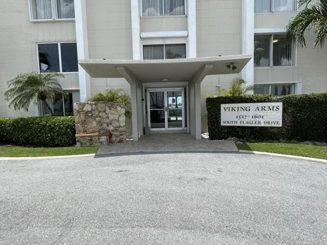 1601 S Flagler Drive West Palm Beach FL 33401