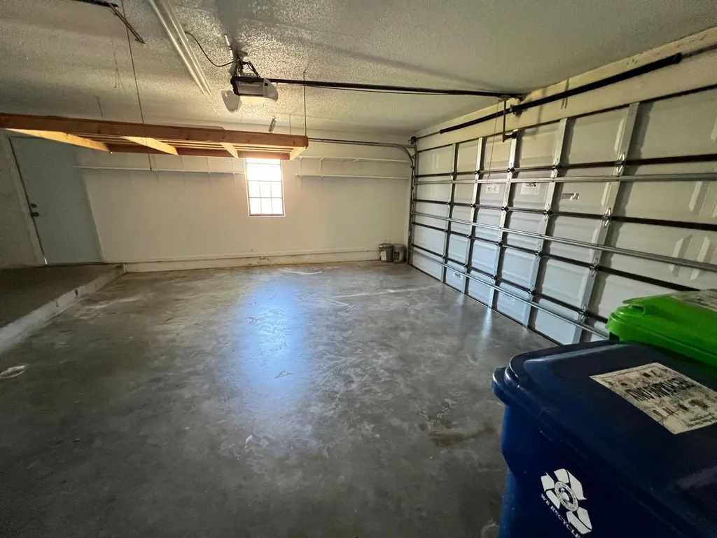 15821 E Wind Circle Sunrise FL 33326
