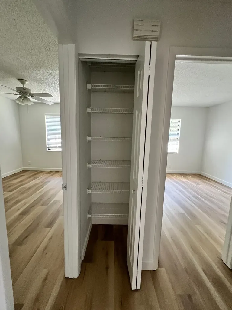 15821 E Wind Circle Sunrise FL 33326