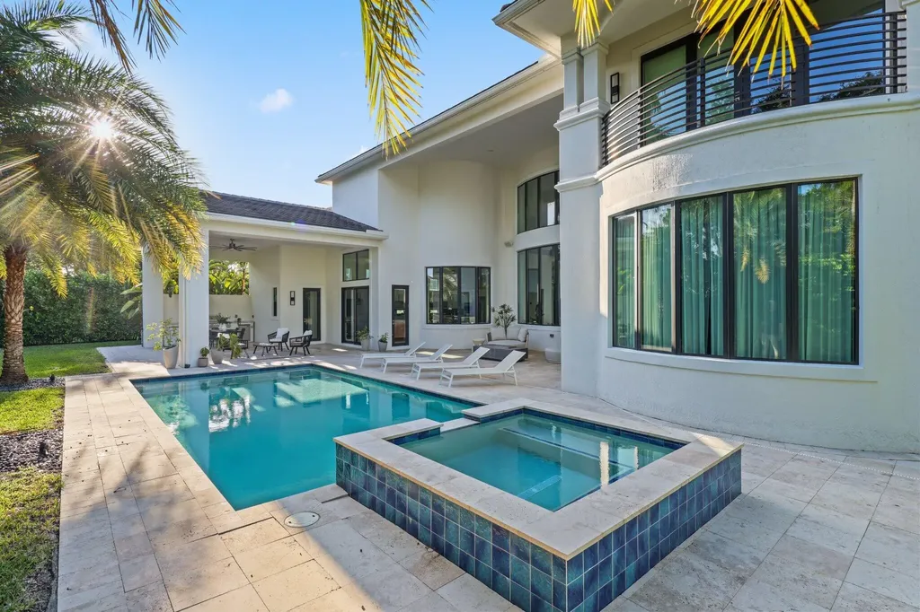 2702 NW 71st Boulevard Boca Raton FL 33496