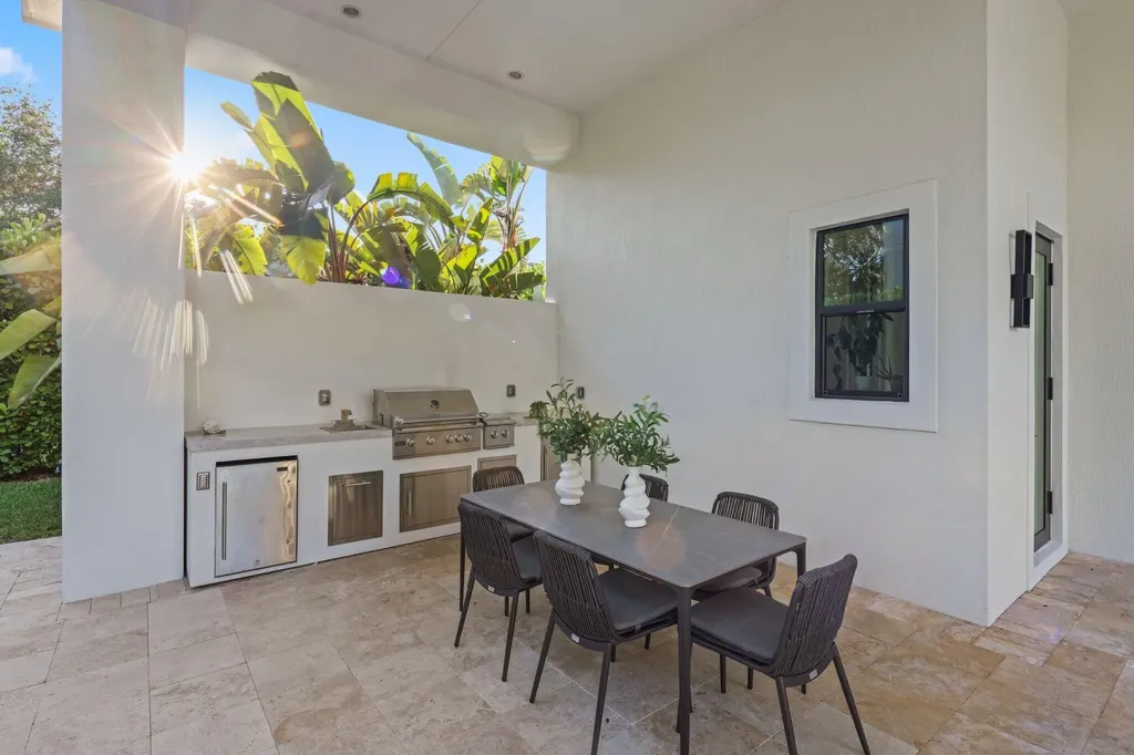 2702 NW 71st Boulevard Boca Raton FL 33496