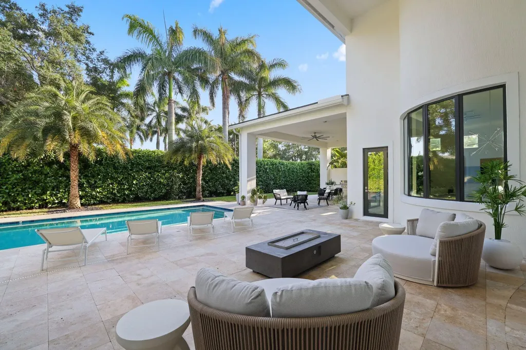 2702 NW 71st Boulevard Boca Raton FL 33496