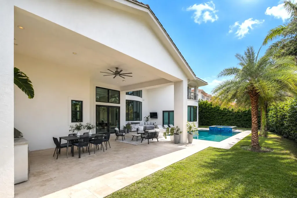 2702 NW 71st Boulevard Boca Raton FL 33496