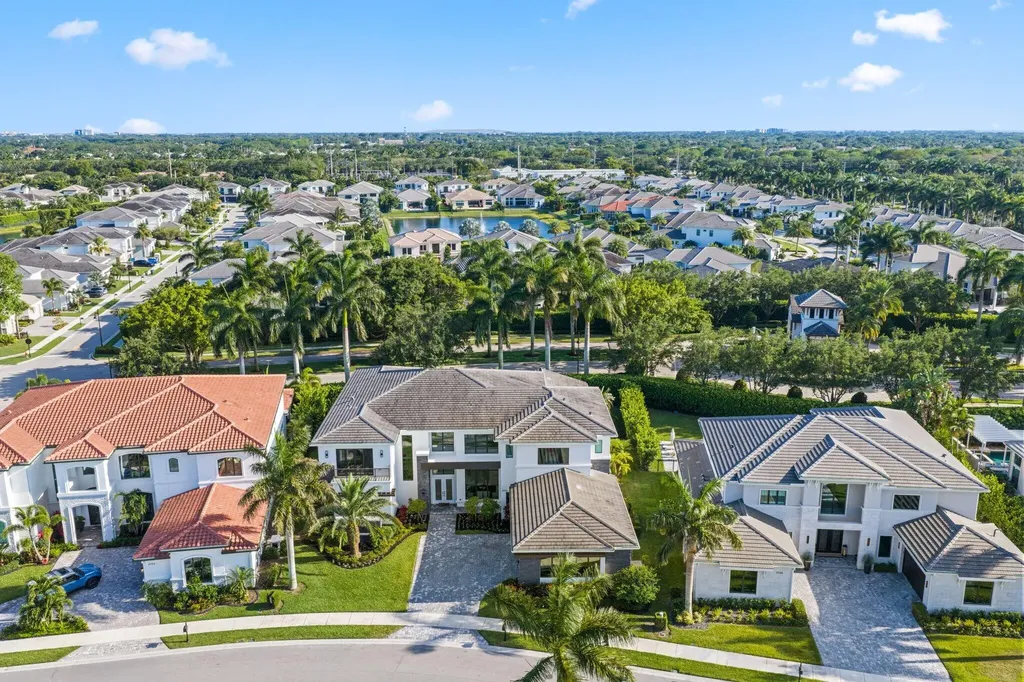 2702 NW 71st Boulevard Boca Raton FL 33496