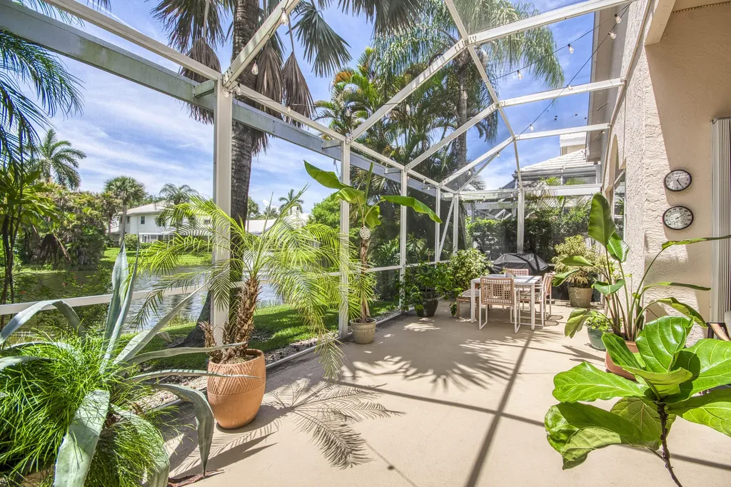 264 Canterbury Drive Palm Beach Gardens FL 33418