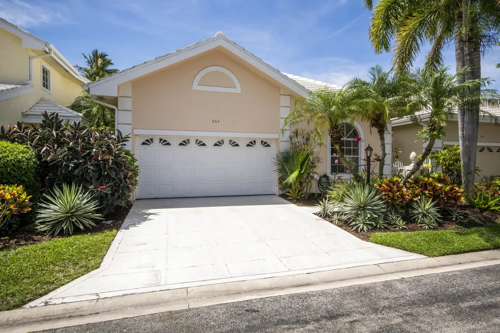 264 Canterbury Drive Palm Beach Gardens FL 33418