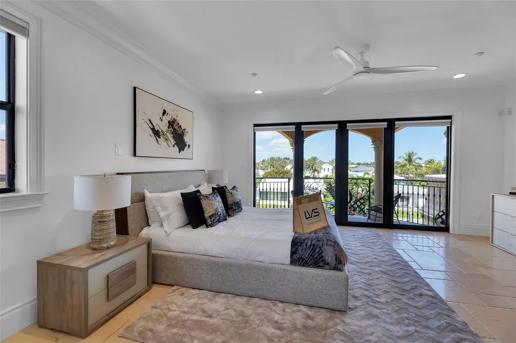 1011 Rhodes Villa Avenue Delray Beach FL 33483