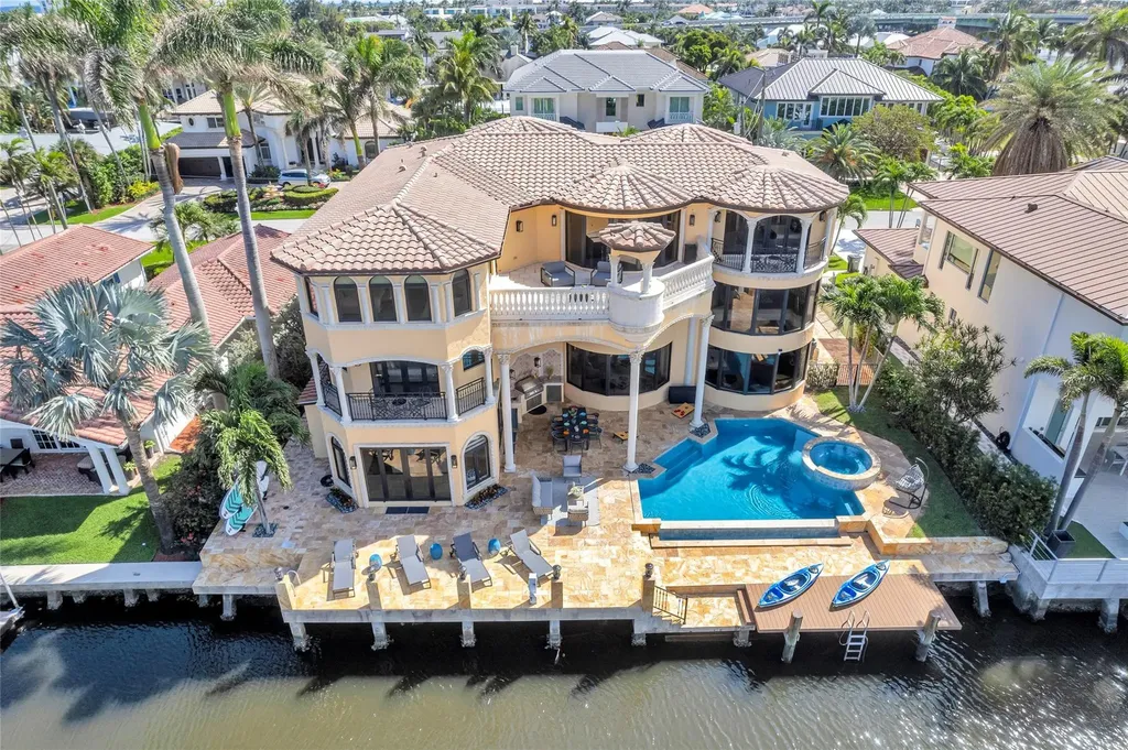 1011 Rhodes Villa Avenue Delray Beach FL 33483