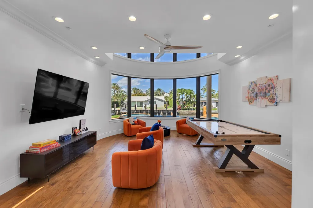 1011 Rhodes Villa Avenue Delray Beach FL 33483