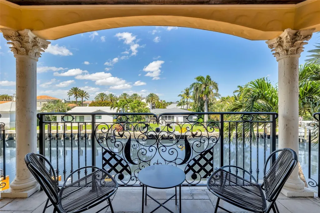 1011 Rhodes Villa Avenue Delray Beach FL 33483