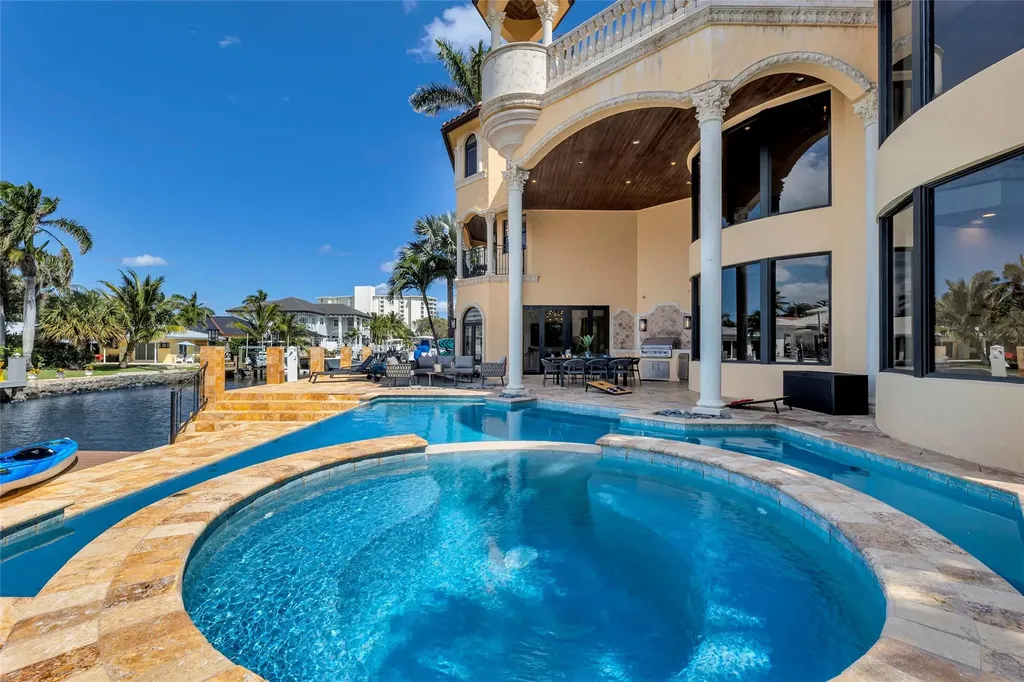 1011 Rhodes Villa Avenue Delray Beach FL 33483