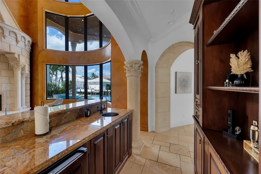 1011 Rhodes Villa Avenue Delray Beach FL 33483
