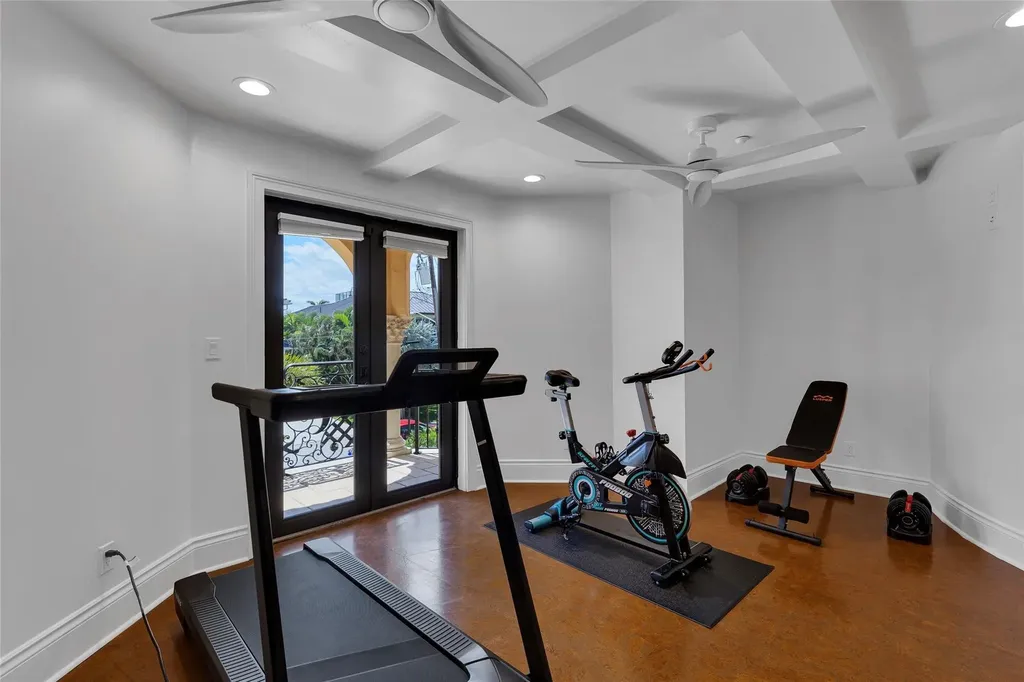 1011 Rhodes Villa Avenue Delray Beach FL 33483