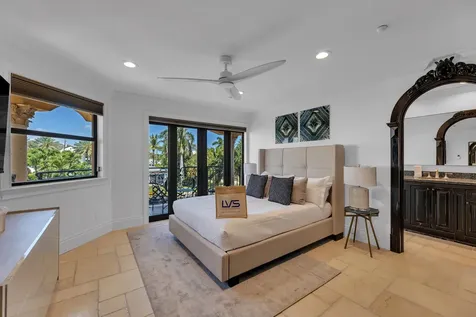 1011 Rhodes Villa Avenue Delray Beach FL 33483