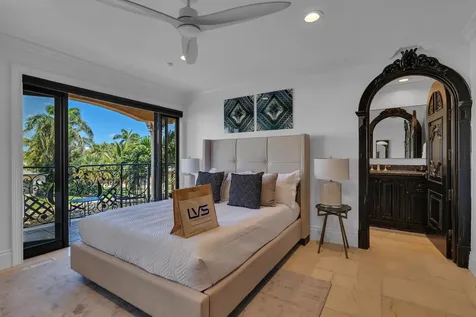 1011 Rhodes Villa Avenue Delray Beach FL 33483