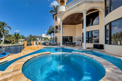 1011 Rhodes Villa Avenue Delray Beach FL 33483