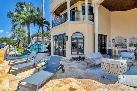 1011 Rhodes Villa Avenue Delray Beach FL 33483