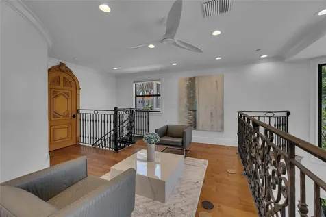 1011 Rhodes Villa Avenue Delray Beach FL 33483