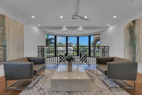 1011 Rhodes Villa Avenue Delray Beach FL 33483
