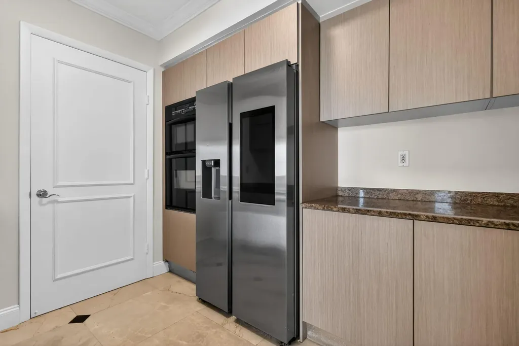 18911 Collins Avenue Sunny Isles Beach FL 33160