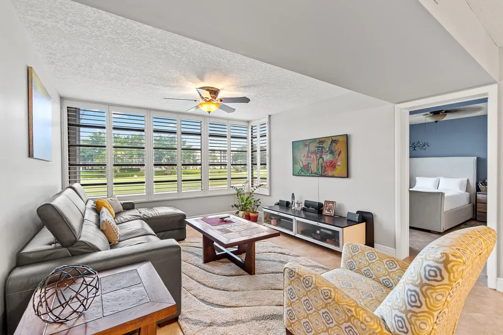 1713 Whitehall Drive Davie FL 33324