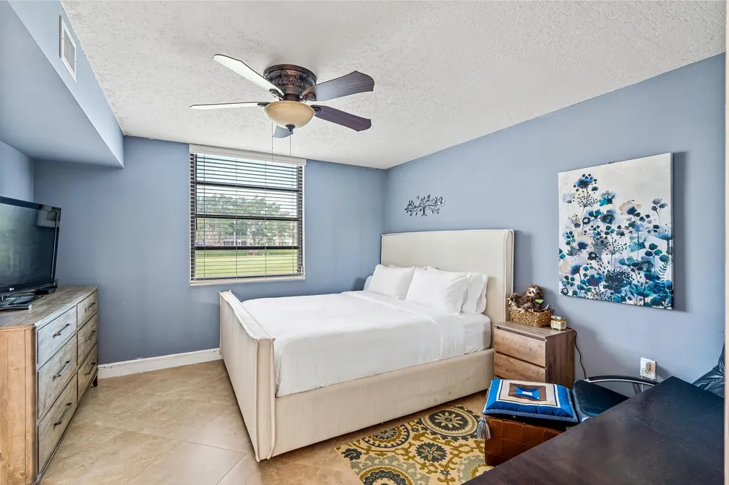 1713 Whitehall Drive Davie FL 33324