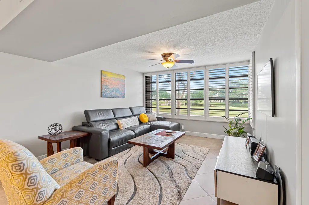 1713 Whitehall Drive Davie FL 33324