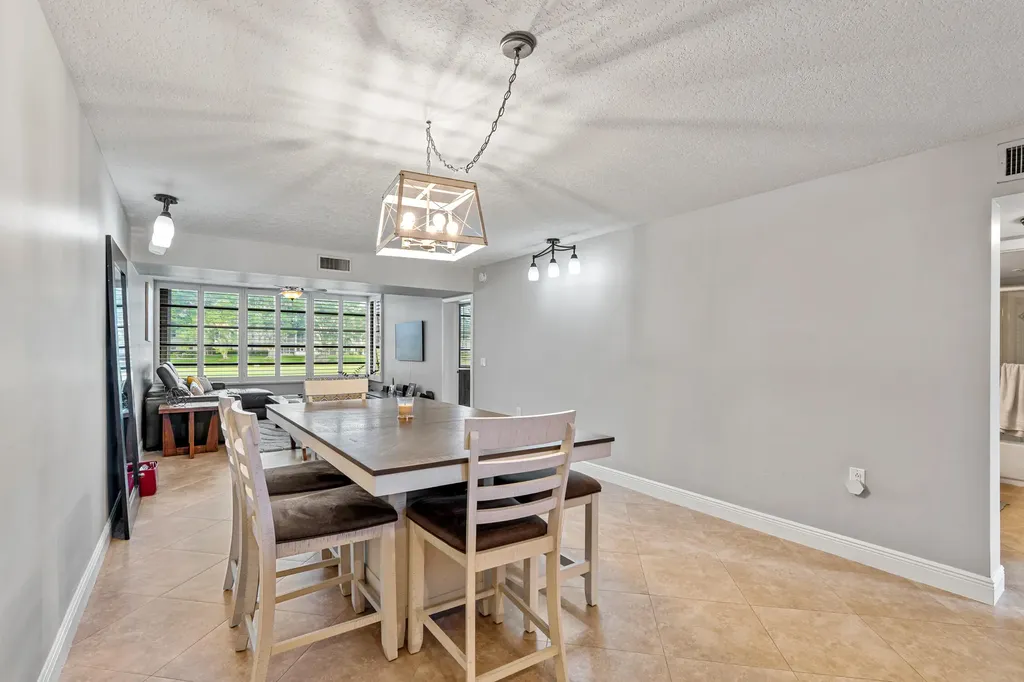 1713 Whitehall Drive Davie FL 33324