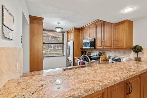 1713 Whitehall Drive Davie FL 33324