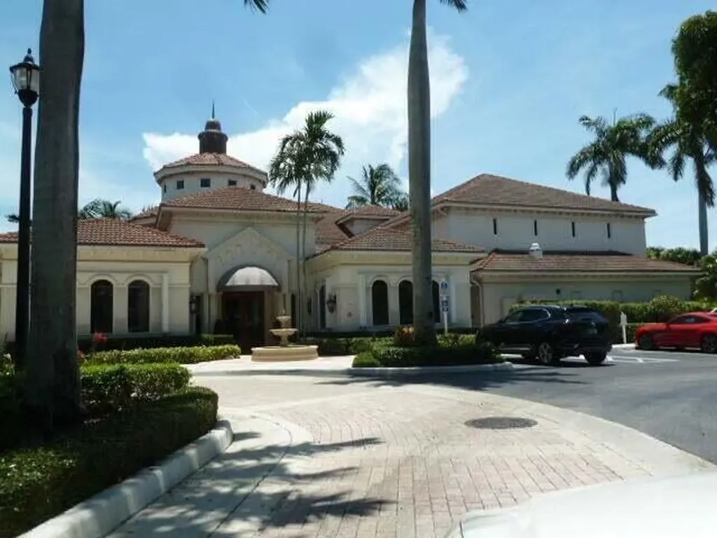2120 Tuscany Way Boynton Beach FL 33435