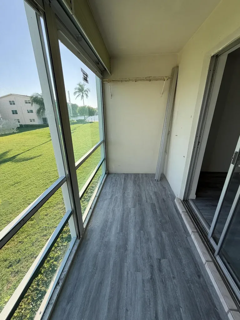 370 E Horizons Boynton Beach FL 33435