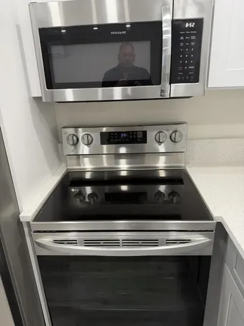 370 E Horizons Boynton Beach FL 33435