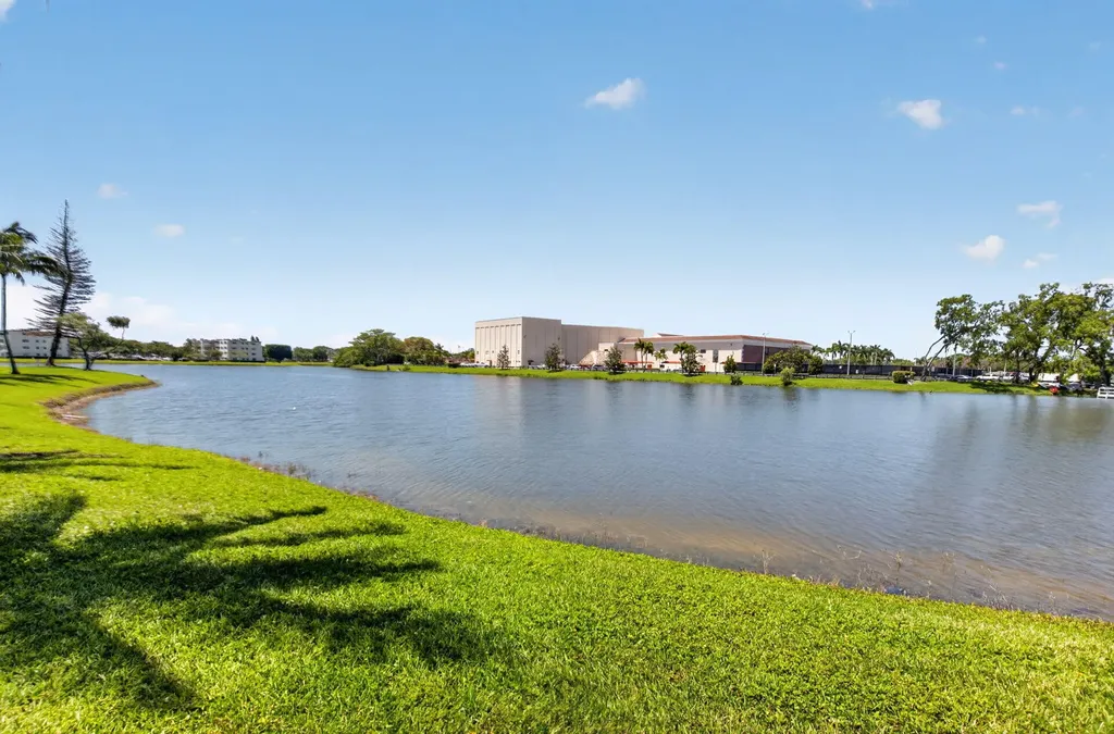 1027 Yarmouth Drive Boca Raton FL 33434