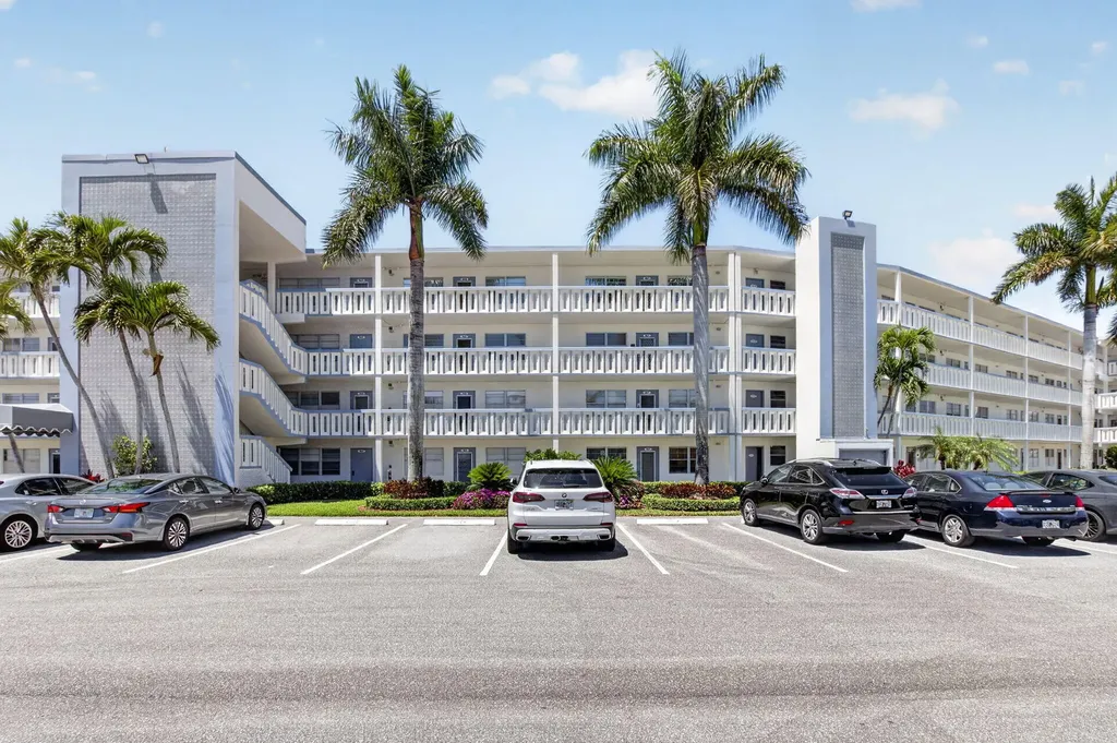 1027 Yarmouth Drive Boca Raton FL 33434