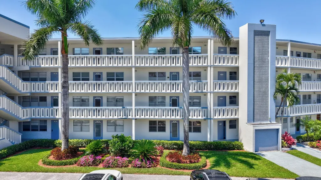 1027 Yarmouth Drive Boca Raton FL 33434