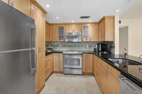 1027 Yarmouth Drive Boca Raton FL 33434