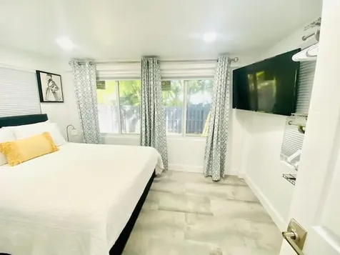 701 NE 17 Way Fort Lauderdale FL 33304