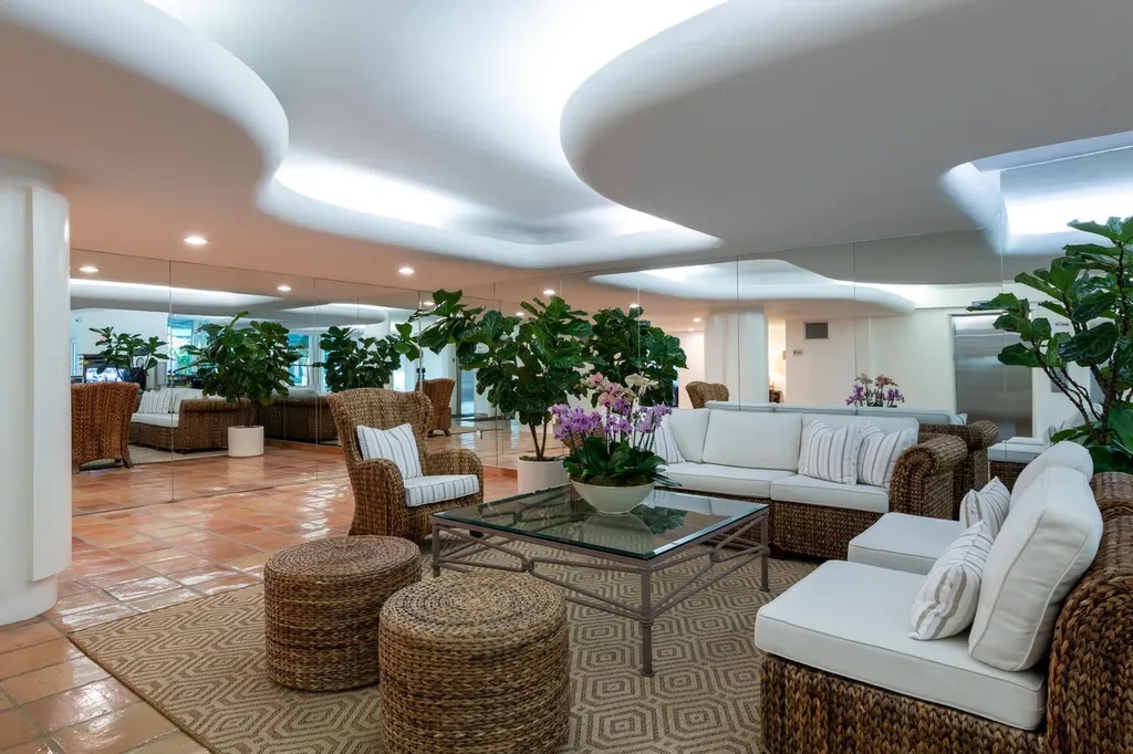 170 N Ocean Boulevard Palm Beach FL 33480