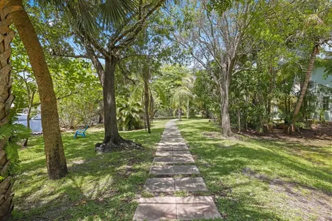 1333 SW 4th Court Fort Lauderdale FL 33312