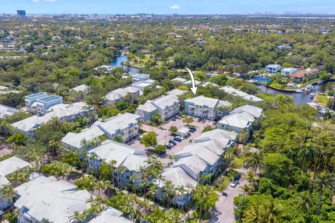 1333 SW 4th Court Fort Lauderdale FL 33312