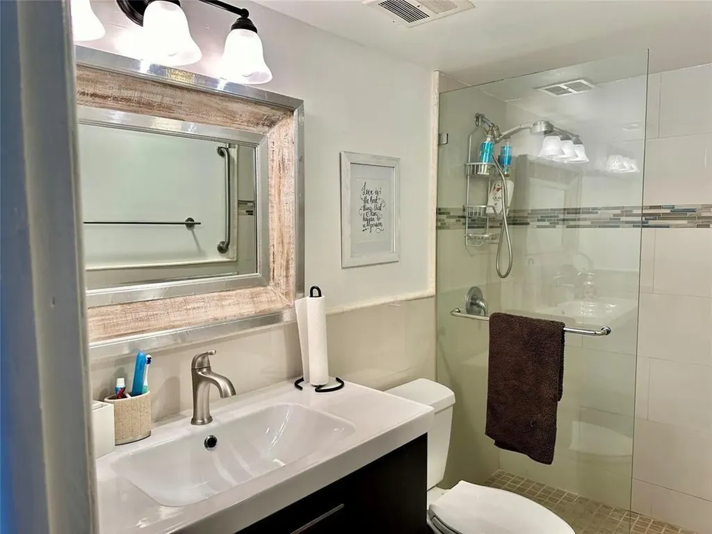 2900 NE 30th Street Fort Lauderdale FL 33306